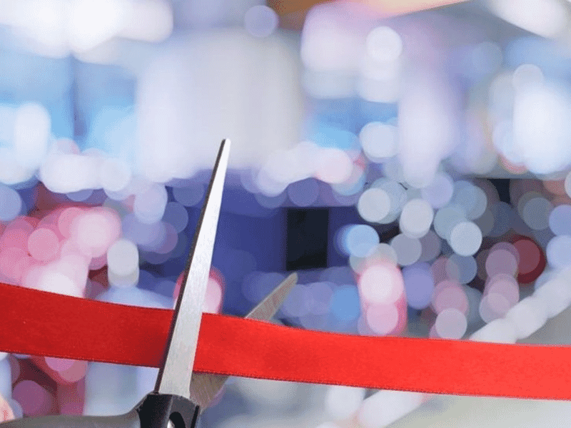 rick maurer - stage 4 roll out .png – scissors cutting a red ribbon, symbolising launch or implementation of change