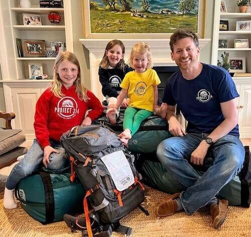 Jake-and-the-girls-1