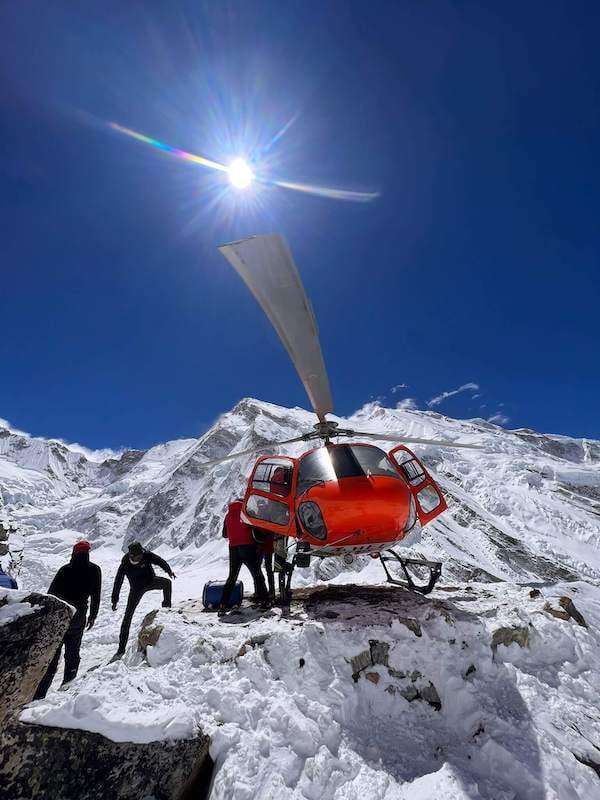 P314-021-Helicopter-landing-pad-in-Basecamp