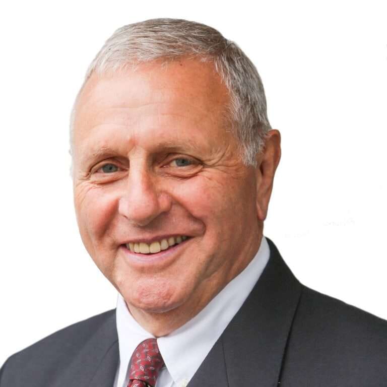 Stephen-Bennett-headshot-1-768x768-1